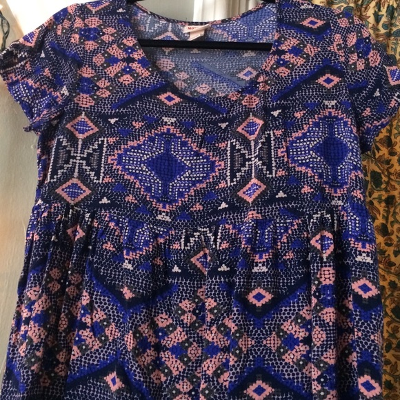 Patterned Dress - Picture 3 of 3