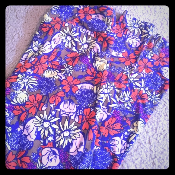 OS Lularoe floral leggings!