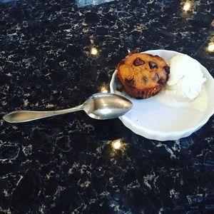 Meet your Posher, Daniela