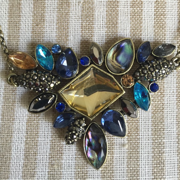 NWOT Blue & Gold Stone Statement Necklace - Picture 3 of 4