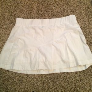 White athletic skirt worn once size M