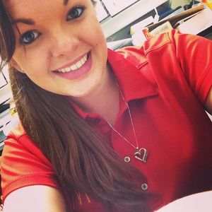 Meet your Posher, Amber