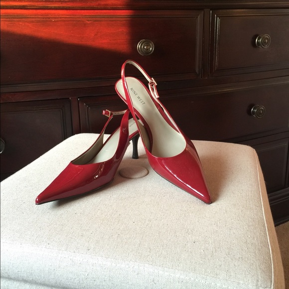 Red Pumps