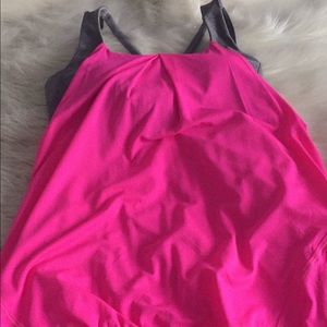 Lululemon yoga top