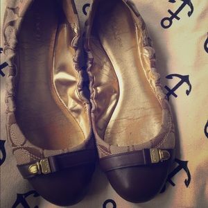 Coach flats
