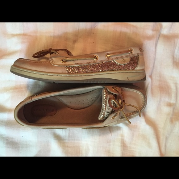 Gold/tan Sperry's