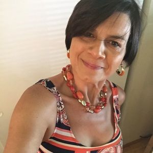 Meet your Posher, Lizzette