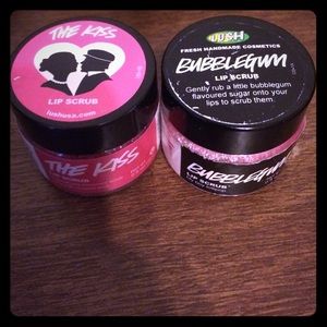 Lush bubble gum lip scrub