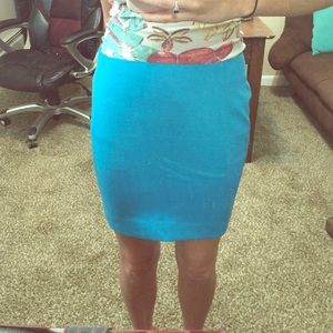 NWT The Limited size 4 bright blue pencil skirt
