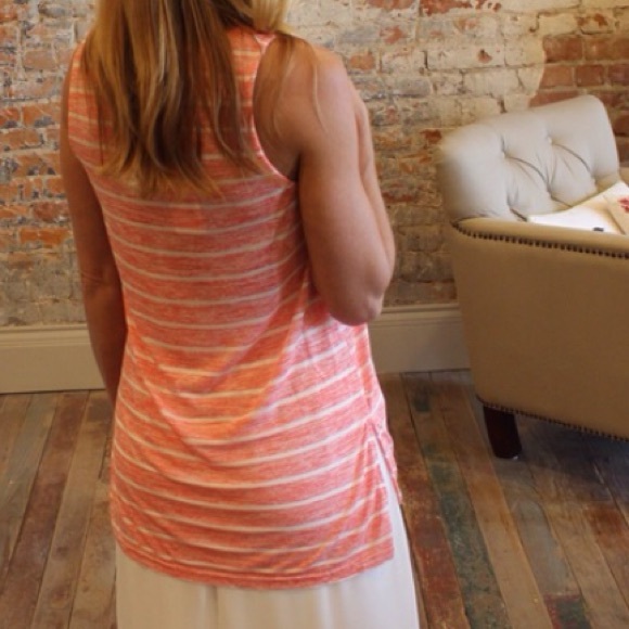 🚫SOLD BUNDLE🚫 Coral Stripe Sleeveless - Picture 2 of 4