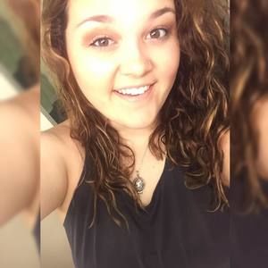 Meet your Posher, Lacey