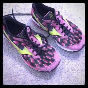 Mizuno running shoes still in great shape