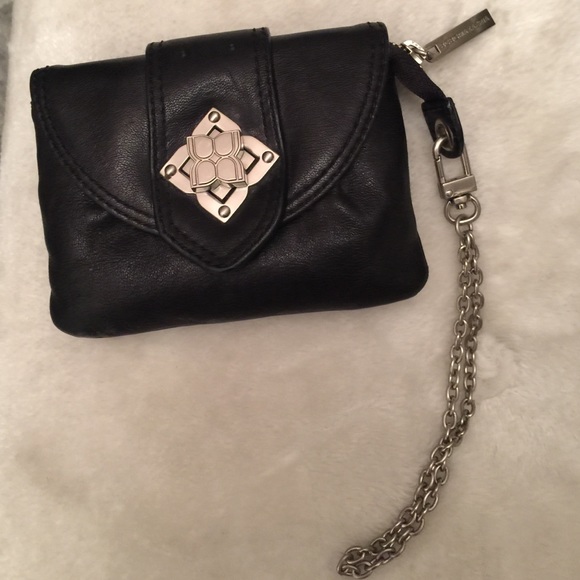 BNWT BCBC Leather Wristlet - Picture 2 of 3