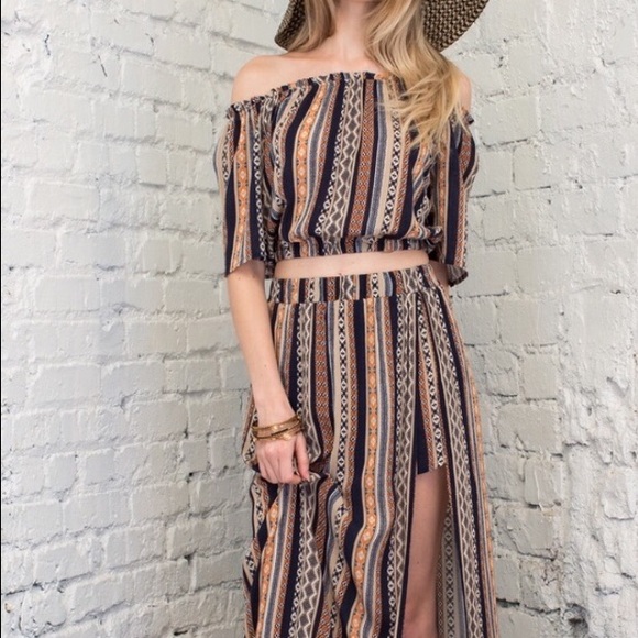 End of Summer Sale🎉 Crop Top & Skirt