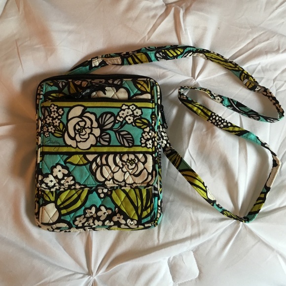 Vera Bradley cross body