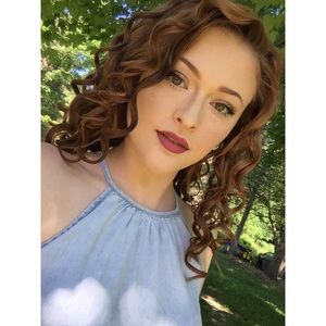 Meet your Posher, Lauren