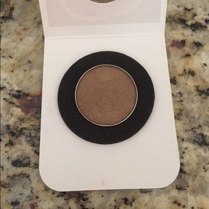 OFRA Cosmetics Eyeshadow in Bohemian Gold