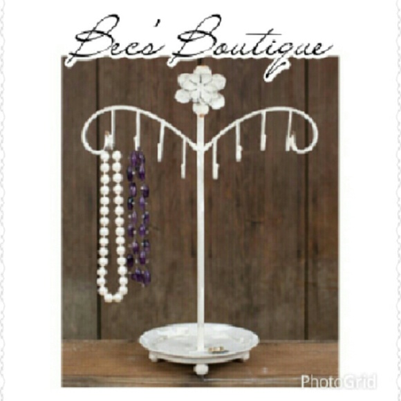 ❗CLEARANCE LAST ONE❗ Jewelry Display - Picture 2 of 4