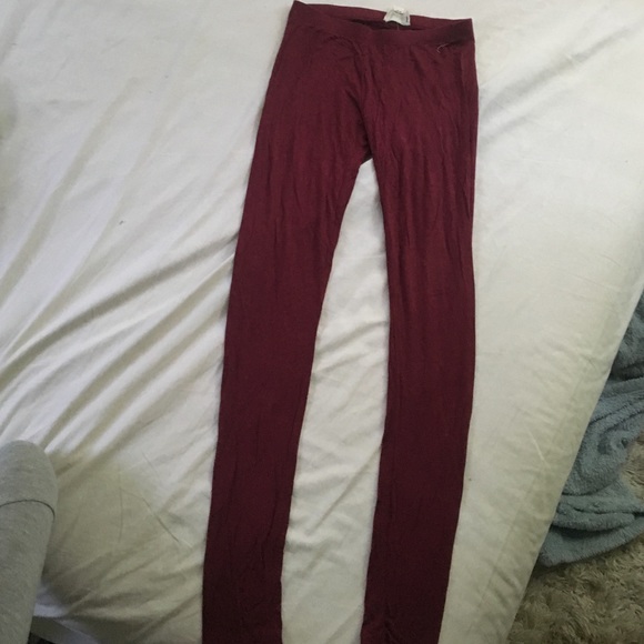 Maroon LA Heart leggings