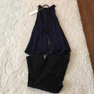 🎉HOLIDAY MARKDOWN BCBG High Neck Top