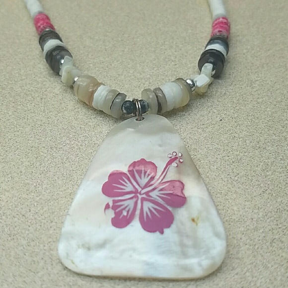 Tortoise Shell Necklace - Picture 2 of 3