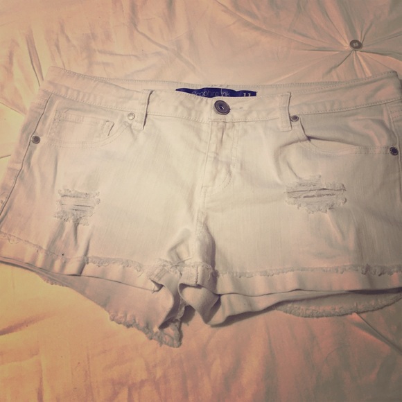 White shorts (sold)