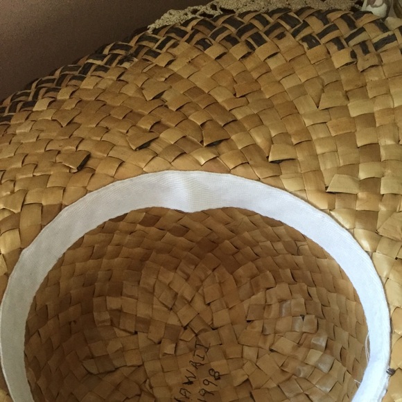 Bold, Chic, Striking Hat! Handmade, Quality Weave! - Picture 4 of 6