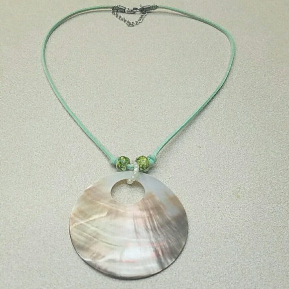 Tortoise Shell Necklace - Picture 3 of 3