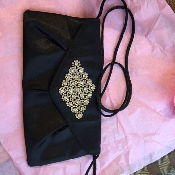 Formal clutch - Picture 2 of 3