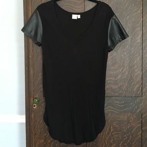 Black tshirt with pleather sleeves