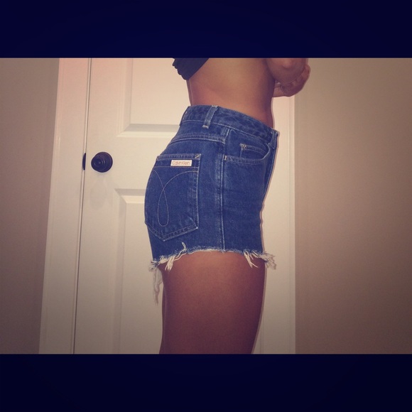 DIY Calvin Klein high waisted shorts! Small fit