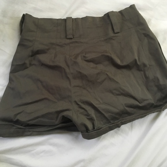 Alice+Olivia shorts - Picture 2 of 3