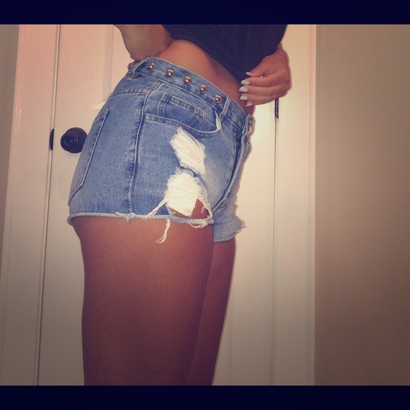 Forever 21 high waisted ripped shorts