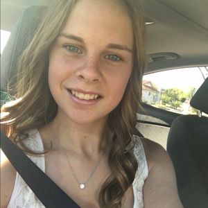 Meet your Posher, Allie