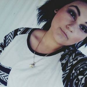 Meet your Posher, Talia