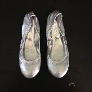 NWOT BCBGMaxAzria silver flats