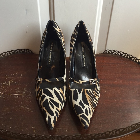 Chinese Laundry pointed-toe heels