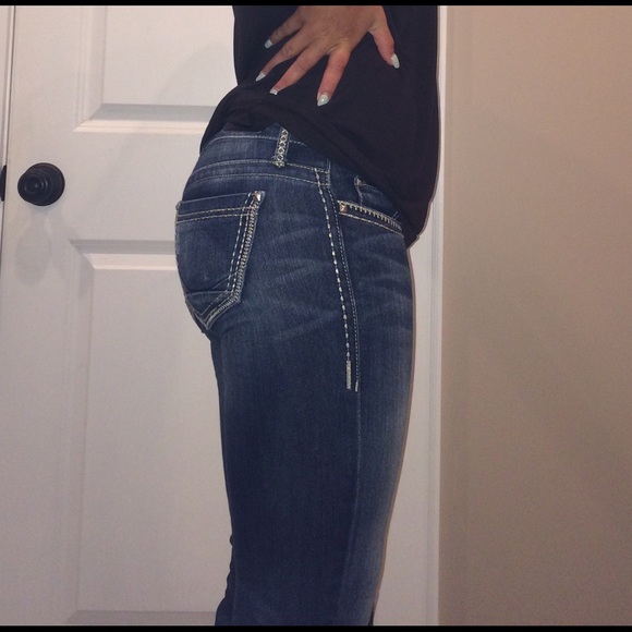 Dark wash boot cut Buckle jeans - Picture 1 of 2