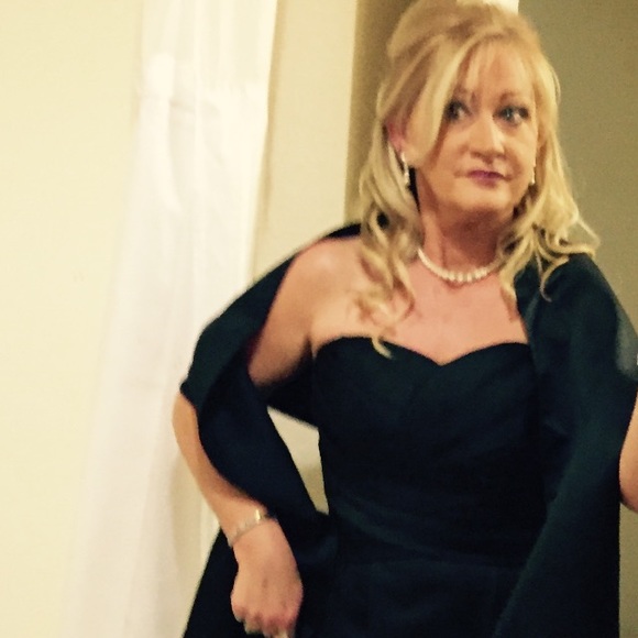 Formal Gown - Picture 4 of 4