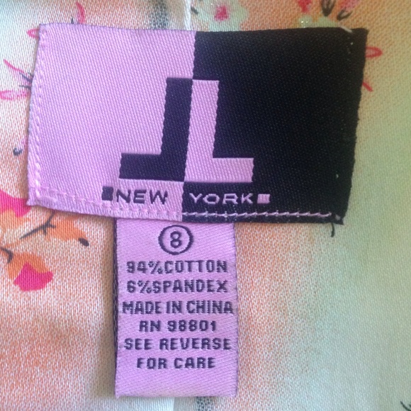 Blazer - Picture 4 of 4