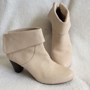 FRYE "lisa shortie" boots