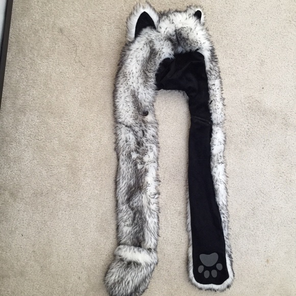 IHeartRaves wolf husky furry hood