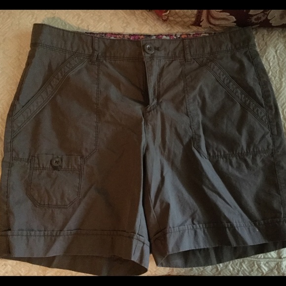 Izod shorts