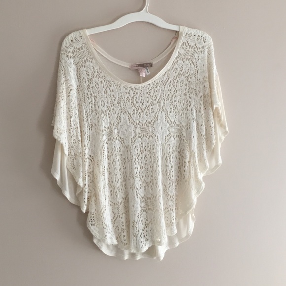 Love 21 Cream Lace Poncho Top