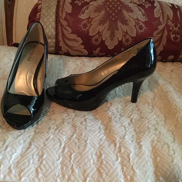 Bandolino shoes