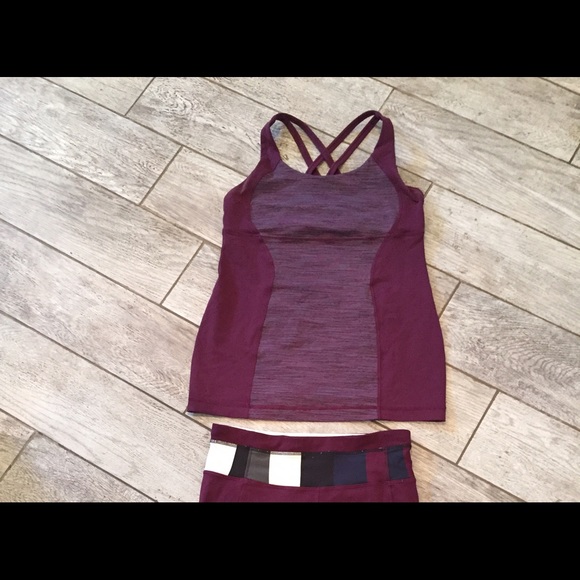 Lululemon outfit: tank and capris.