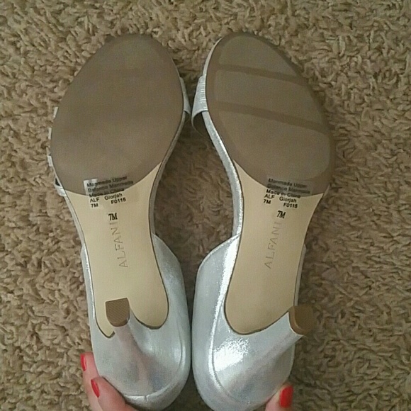 Alfani silver heals - Picture 5 of 5