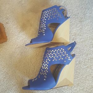 Blue studded wedges