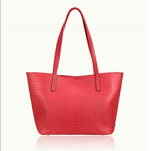 Brand New Gigi New York Bag