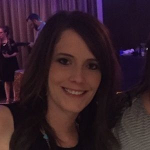 Meet your Posher, Cortney